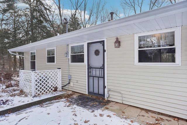 W10892 County Road V, Lodi, WI 53555