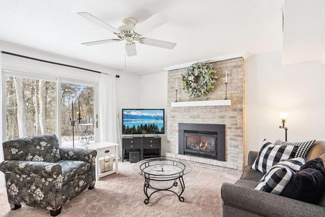 W10892 County Road V, Lodi, WI 53555