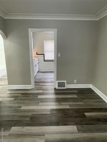 16210 Ferguson Street, Detroit, MI 48235