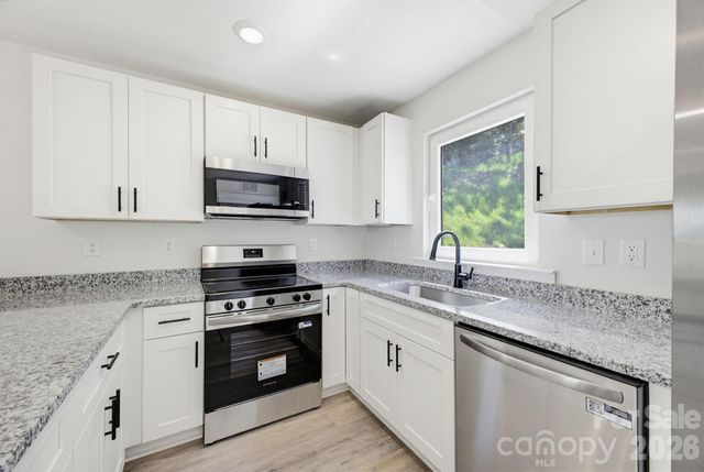 701 2nd Street Place SW, Conover, NC 28613