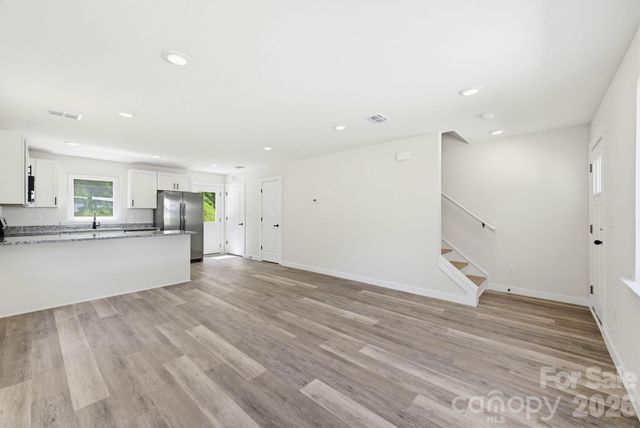 701 2nd Street Place SW, Conover, NC 28613