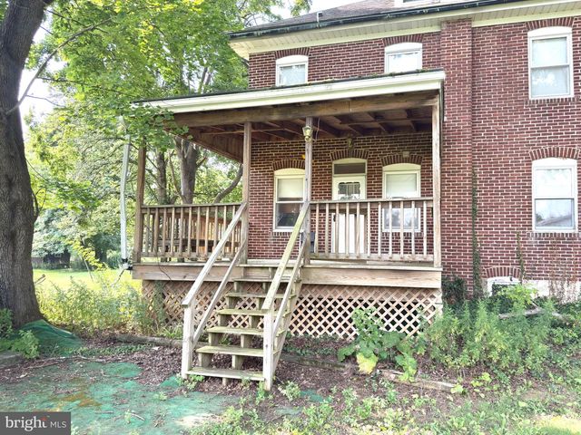 4550 VERA CRUZ RD, Center Valley, PA 18034