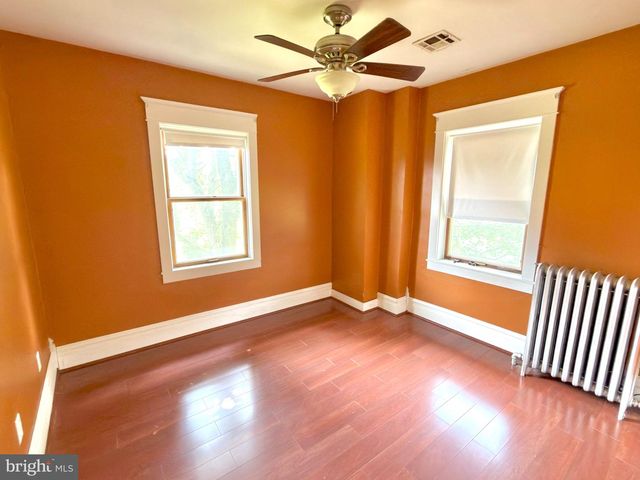 4550 VERA CRUZ RD, Center Valley, PA 18034