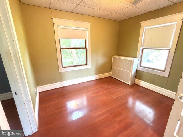 4550 VERA CRUZ RD, Center Valley, PA 18034