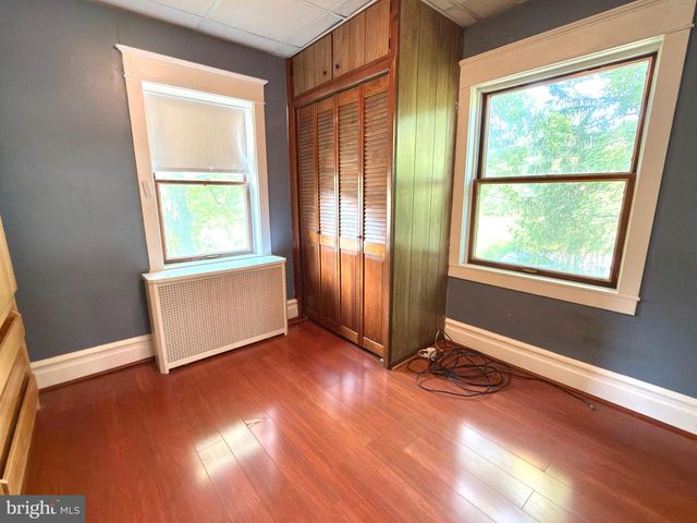 4550 VERA CRUZ RD, Center Valley, PA 18034