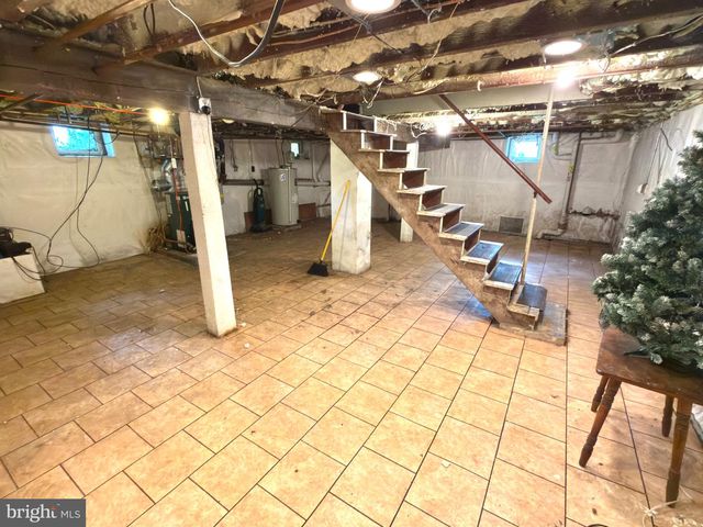 4550 VERA CRUZ RD, Center Valley, PA 18034