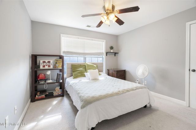 69 Lake Pointe Drive, Hernando, MS 38632