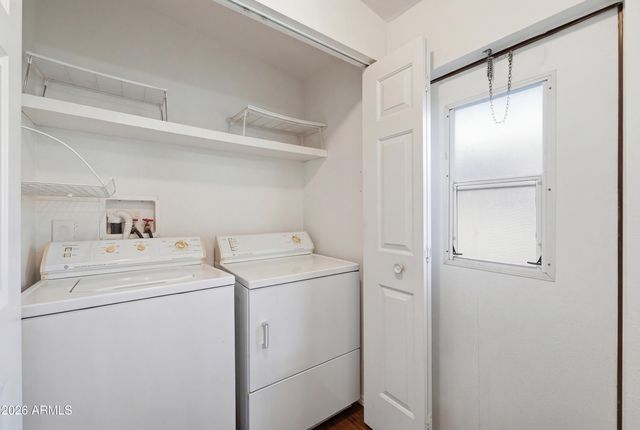 5735 E MCDOWELL Road 221, Mesa, AZ 85215