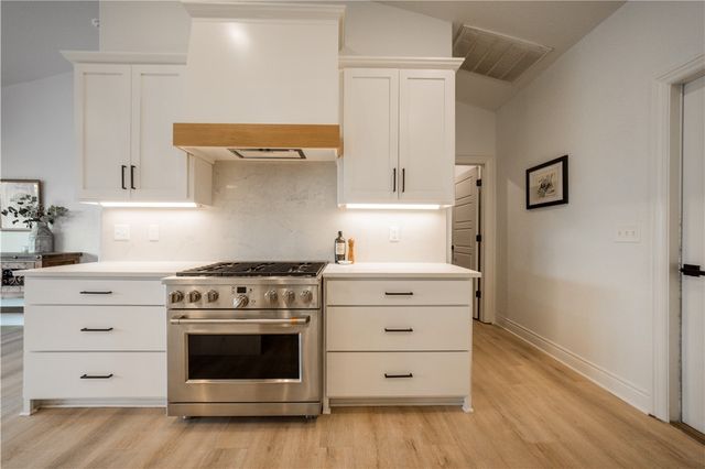 12 Slifer Lane, Bella Vista, AR 72714