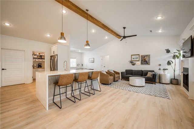 12 Slifer Lane, Bella Vista, AR 72714