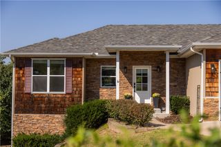 12 Slifer Lane, Bella Vista, AR 72714