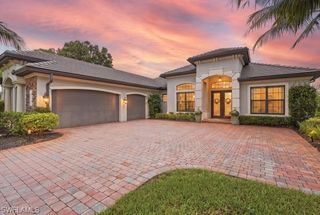 9939 Corso Bello DR, Naples, FL 34113