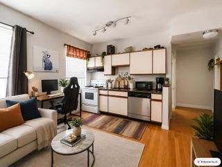 1427 Commonwealth Ave 504, Boston, MA 02135