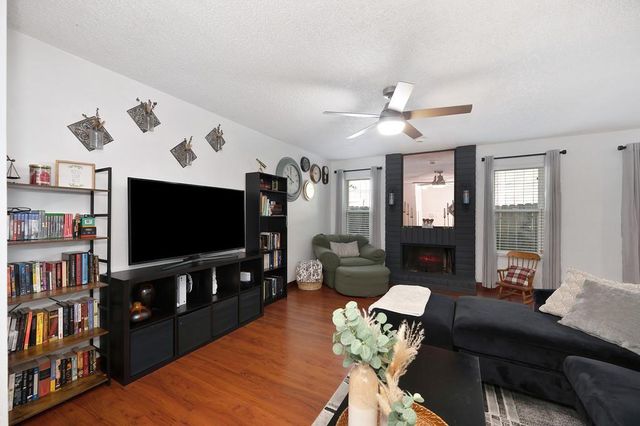 3927 Myrtle Ave, North Highlands, CA 95660