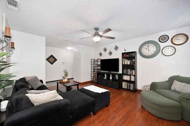 3927 Myrtle Ave, North Highlands, CA 95660