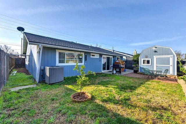 3927 Myrtle Ave, North Highlands, CA 95660