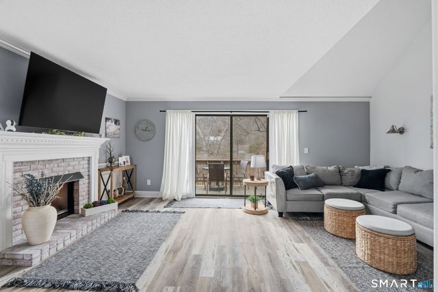 423 Heritage Village A, Southbury, CT 06488