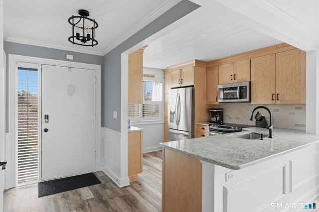 423 Heritage Village A, Southbury, CT 06488