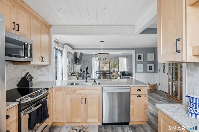 423 Heritage Village A, Southbury, CT 06488