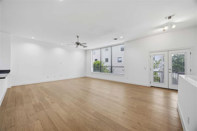 939 Colorado Street 20, Houston, TX 77007