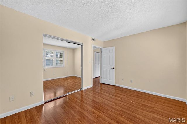 1659 E Swan Circle, Brentwood, MO 63144