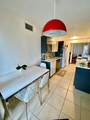 1750 NE 191st Street 600, Miami, FL 33179