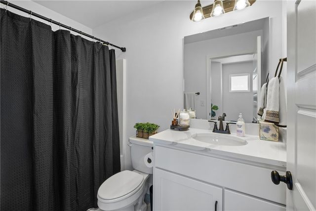 571 Stoneseed Street, Centerton, AR 72719