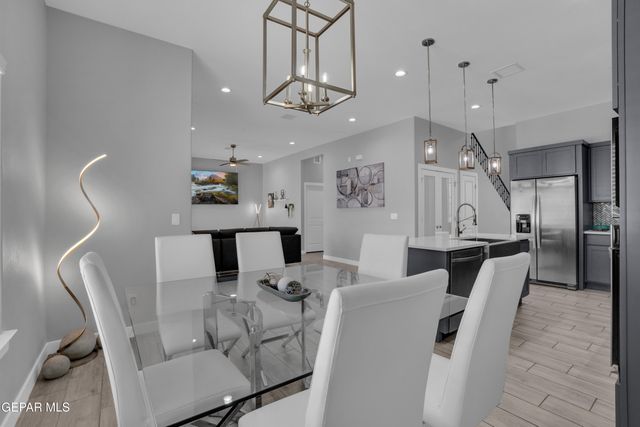 942 AIRSHIP Place, El Paso, TX 79928