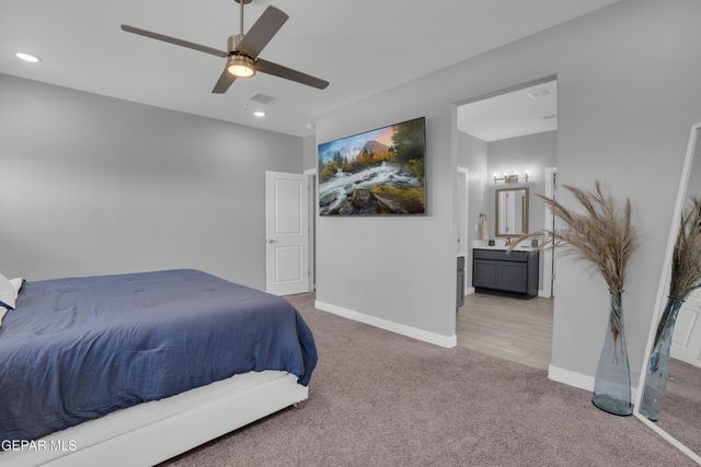 942 AIRSHIP Place, El Paso, TX 79928