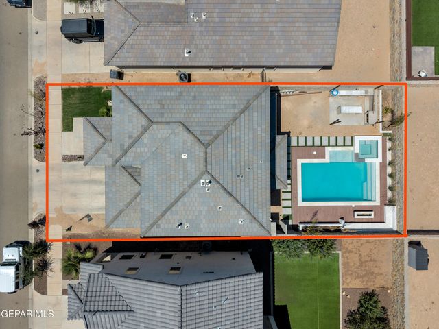 942 AIRSHIP Place, El Paso, TX 79928