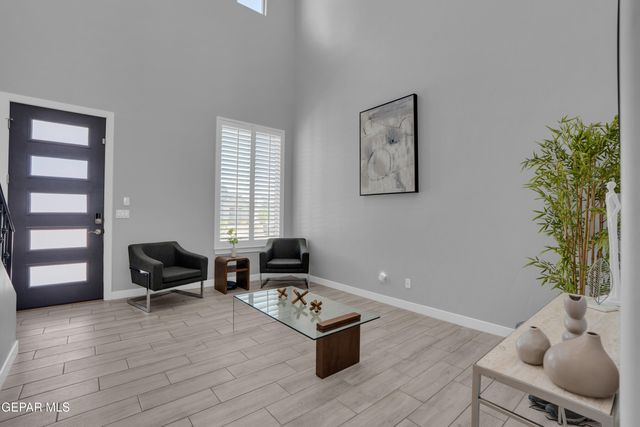 942 AIRSHIP Place, El Paso, TX 79928