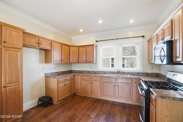 722 S Johnson Street, Ada, OH 45810