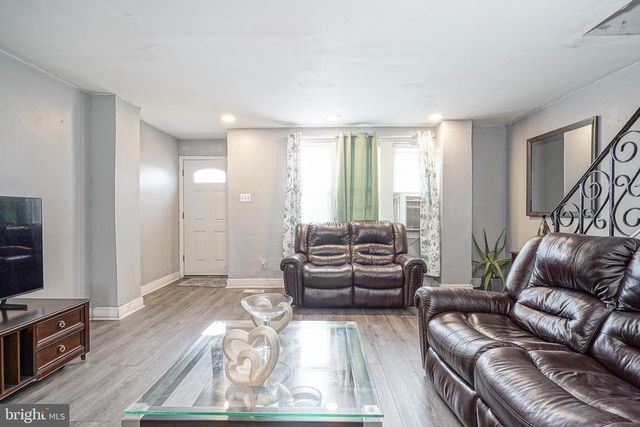 541 RANDOLPH ST, Camden, NJ 08105