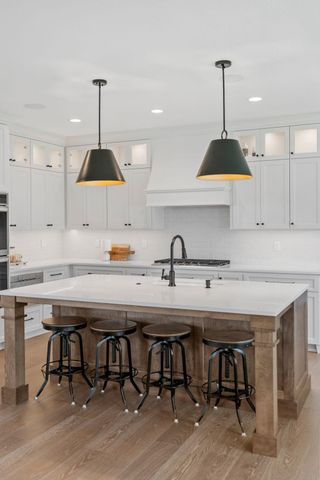 12750 Surrey Street, Eden Prairie, MN 55347