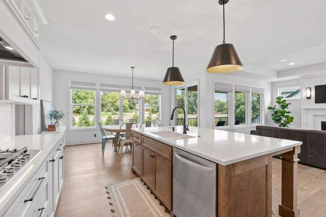 12750 Surrey Street, Eden Prairie, MN 55347