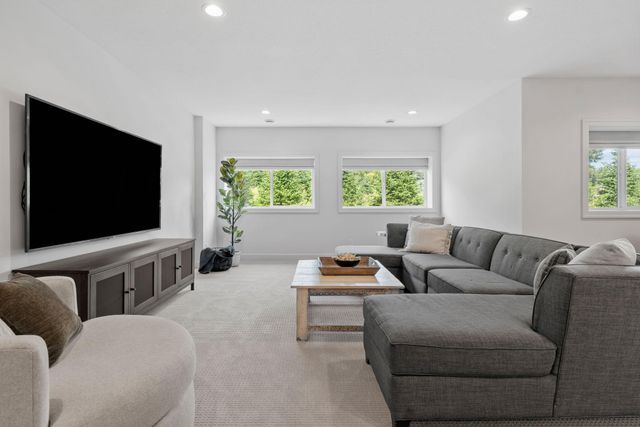 12750 Surrey Street, Eden Prairie, MN 55347