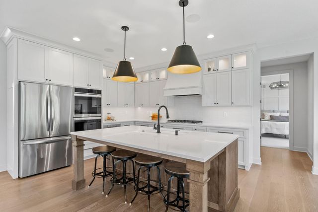 12750 Surrey Street, Eden Prairie, MN 55347