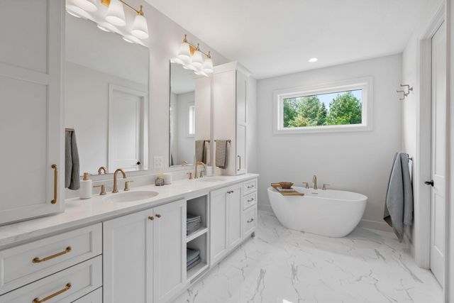 12750 Surrey Street, Eden Prairie, MN 55347
