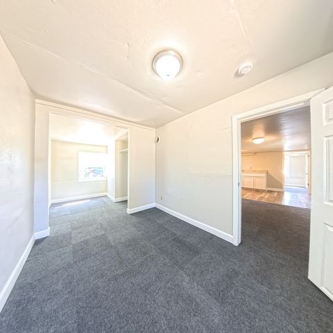 2938 E Euclid Avenue, Des Moines, IA 50317