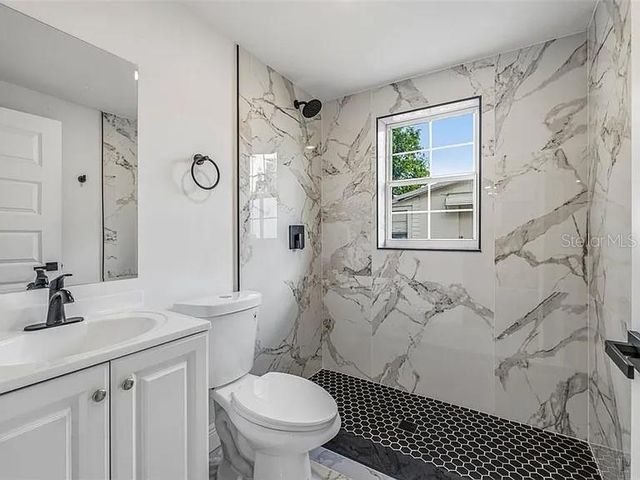 39252 HEIGHTS AVENUE, Zephyrhills, FL 33542