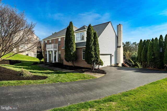 939 BAYLOWELL DR, West Chester, PA 19380