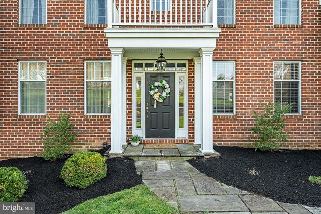 939 BAYLOWELL DR, West Chester, PA 19380