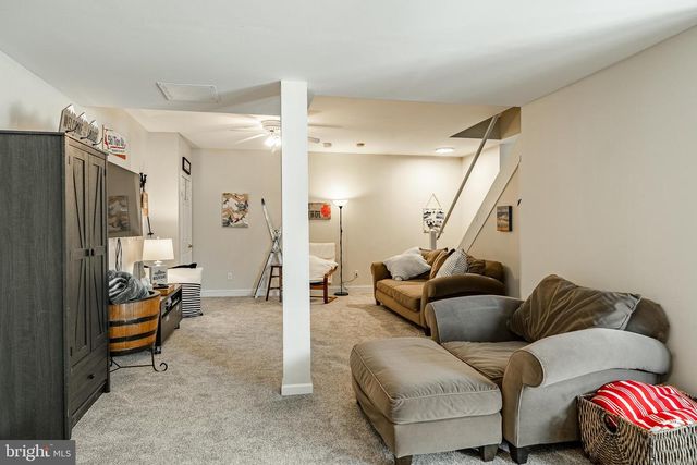 939 BAYLOWELL DR, West Chester, PA 19380
