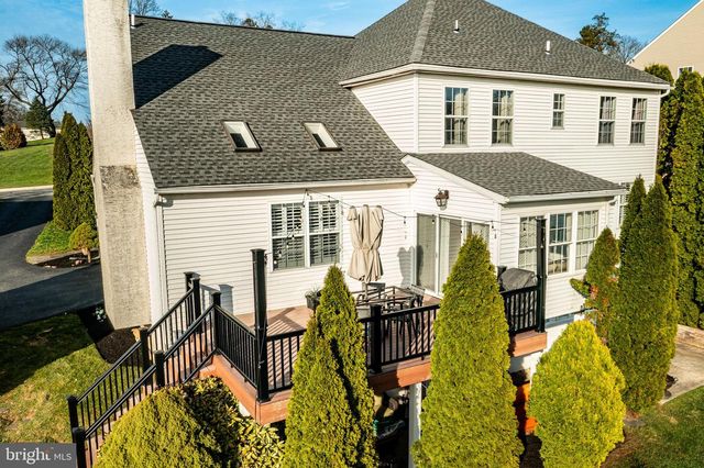 939 BAYLOWELL DR, West Chester, PA 19380