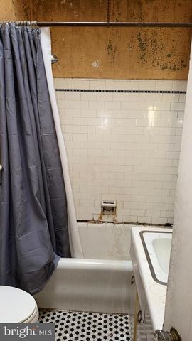 5445 AKRON ST, Philadelphia, PA 19124