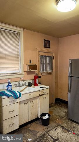 5445 AKRON ST, Philadelphia, PA 19124