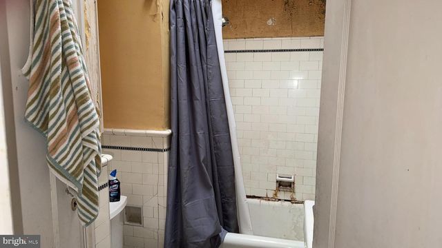 5445 AKRON ST, Philadelphia, PA 19124