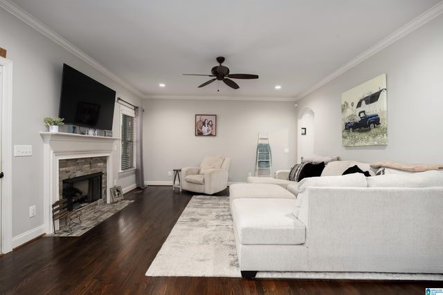 112 WILLOW BRANCH LANE, Chelsea, AL 35043