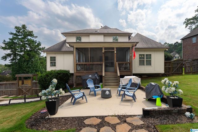 112 WILLOW BRANCH LANE, Chelsea, AL 35043
