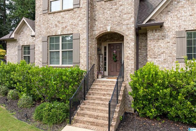 112 WILLOW BRANCH LANE, Chelsea, AL 35043